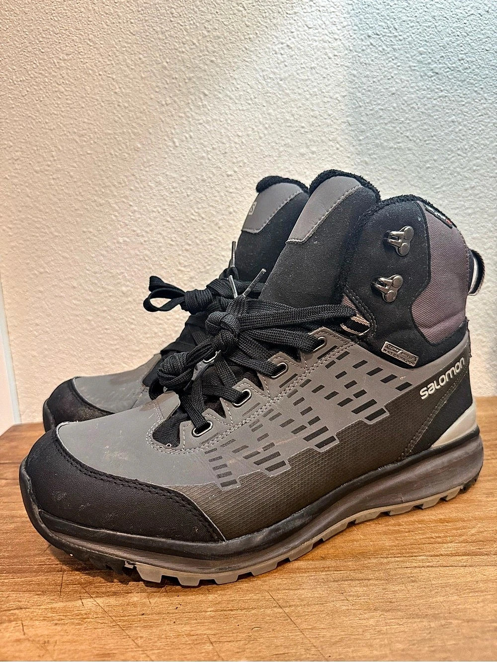 Salomon Climatherm HD Waterproof Hiking Boots Men’s 11 Gray Black Winter
